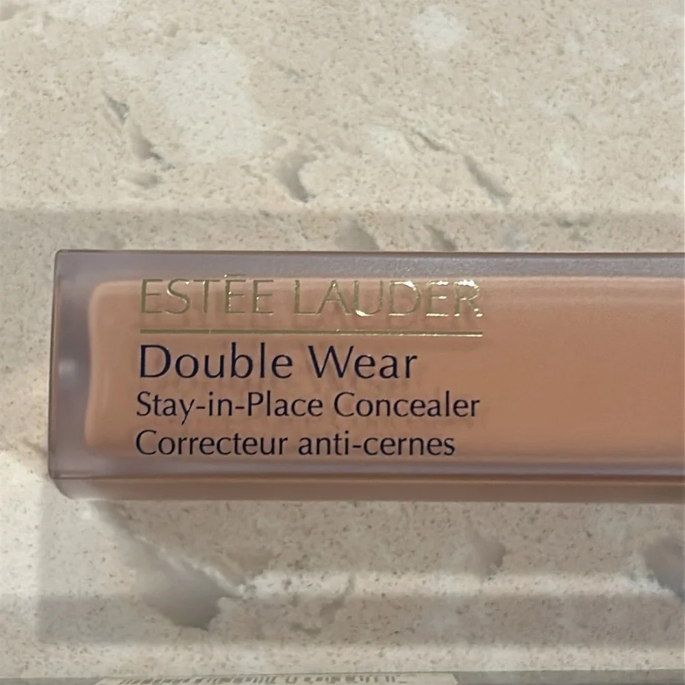 ESTEE LAUREN | Double Wear Stay In Place Concealer 4C